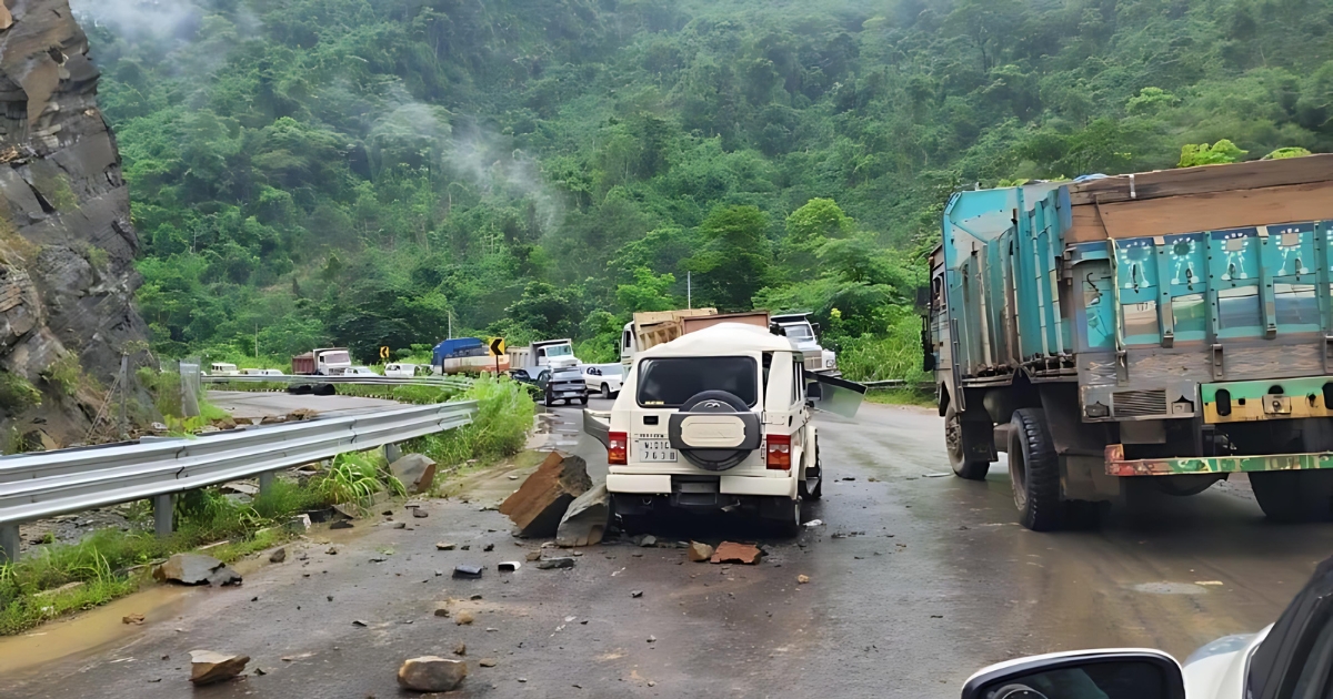 Nagaland: Rockfall on NH-29 injures four, prompts urgent safety advisory