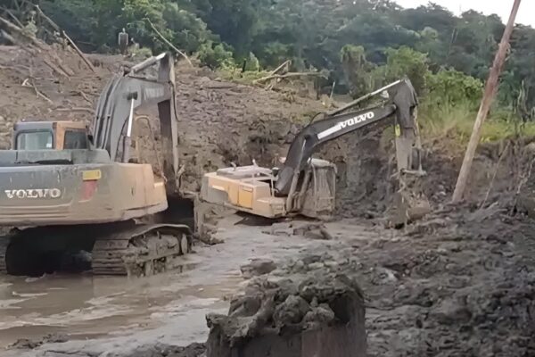 Nagaland government gives NHIDCL 72 hours to clear landslide debris and reopen critical road